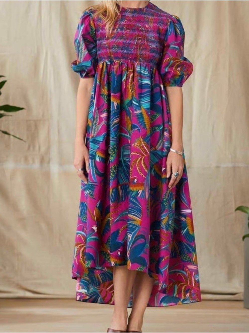 FARM Rio Colorful Cotton Smoked 🌈 macaws 🦜 Midi Dress Med $340 bump friendly
